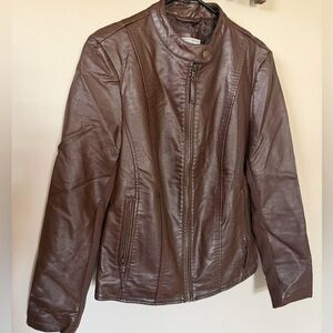 G.H. Bass & Co. Brown Faux Leather Zip Front Jacket size Medium